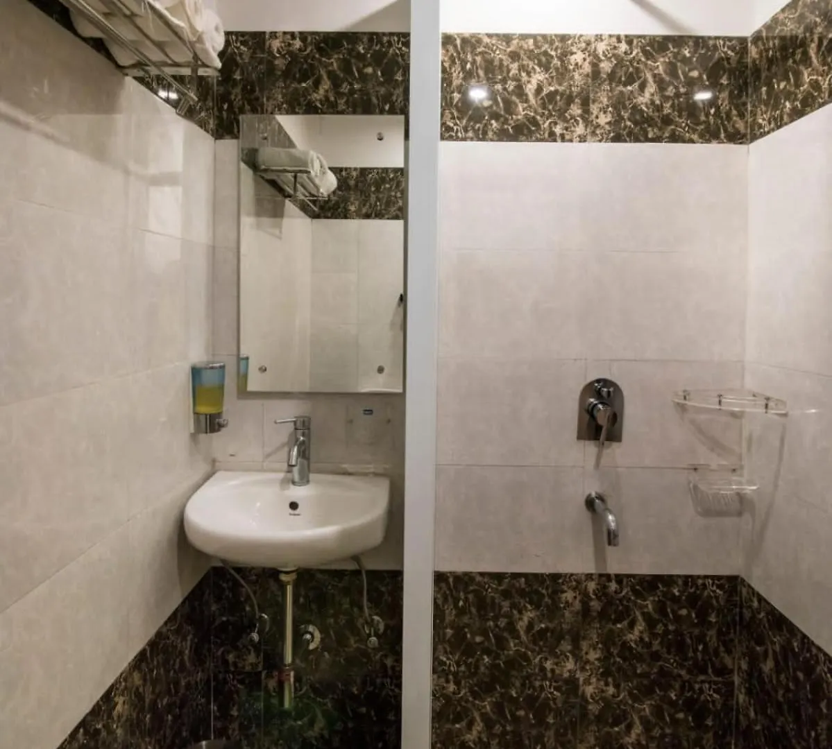 Gypsy Nest Hostel Agra  India